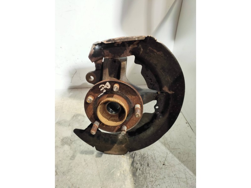 Recambio de mangueta delantera derecha para volvo v50 familiar 1.6 d kinetic referencia OEM IAM 3M513K170  