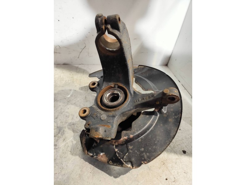 Recambio de mangueta delantera derecha para volvo v50 familiar 1.6 d kinetic referencia OEM IAM 3M513K170  