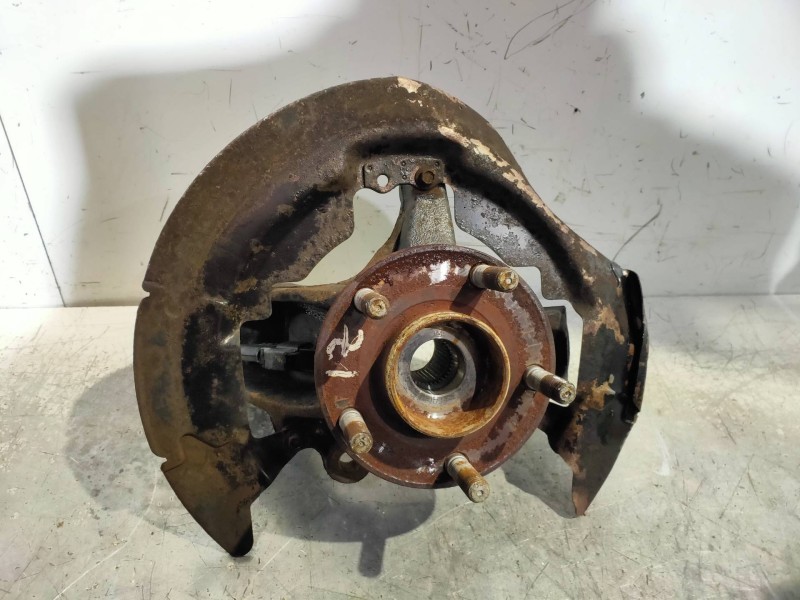 Recambio de mangueta delantera izquierda para volvo v50 familiar 1.6 d kinetic referencia OEM IAM 3M513K171  