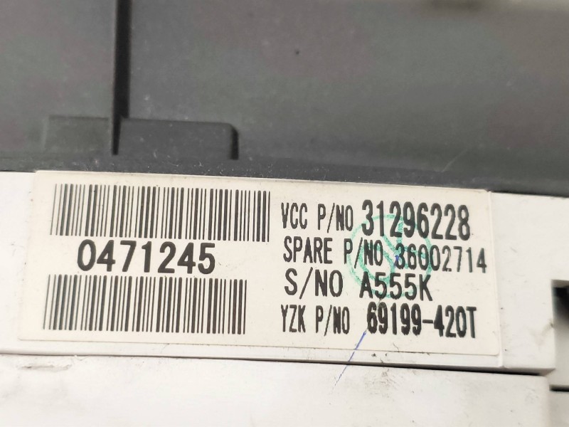 Recambio de cuadro instrumentos para volvo v50 familiar 1.6 d kinetic referencia OEM IAM 69199420T 31296228 0471245 