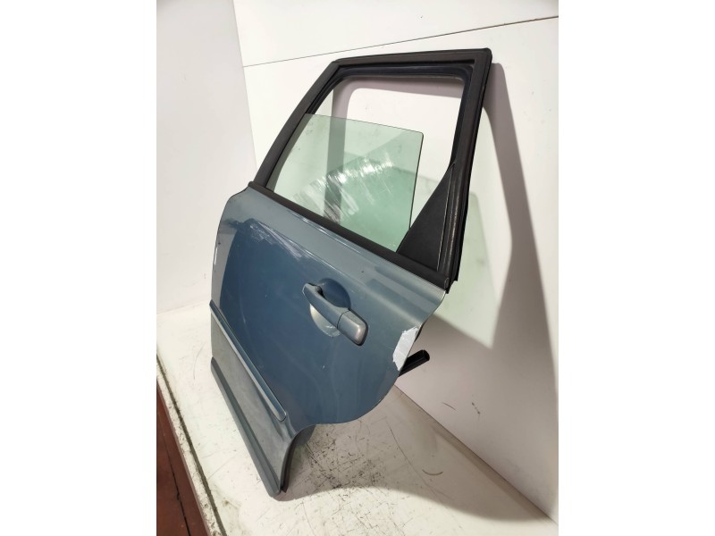 Recambio de puerta trasera izquierda para volvo v50 familiar 1.6 d kinetic referencia OEM IAM  5P 