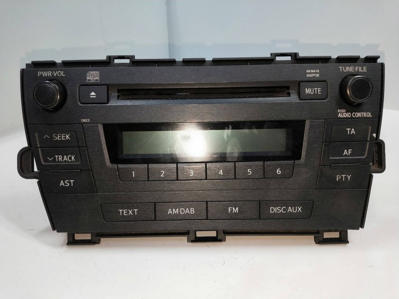 Recambio de sistema audio / radio cd para toyota prius (nhw30) plug-in hybrid advance referencia OEM IAM 8612047340  