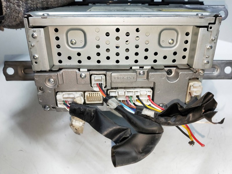 Recambio de sistema audio / radio cd para toyota prius (nhw30) plug-in hybrid advance referencia OEM IAM 8612047340  
