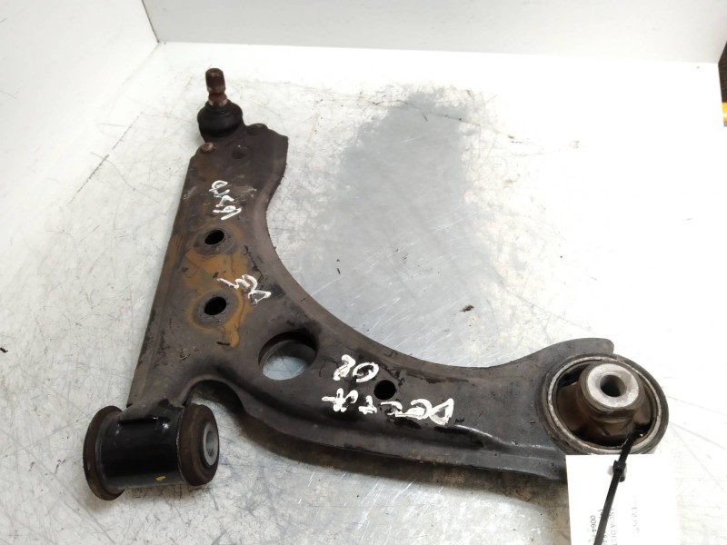 Recambio de brazo suspension inferior delantero derecho para lancia delta (181) 1.6 jtd 16v cat referencia OEM IAM   