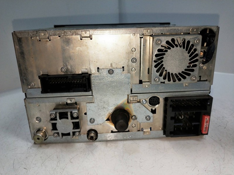 Recambio de sistema navegacion gps para volkswagen t5 transporter/furgoneta referencia OEM IAM 7H0035191A   Recambio de sistema navegacion gps para volkswagen t5 transporter/furgoneta referencia OEM IAM 7H0035191A