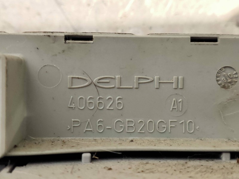 Recambio de caja reles / fusibles para lancia musa (184) platino referencia OEM IAM 406626  