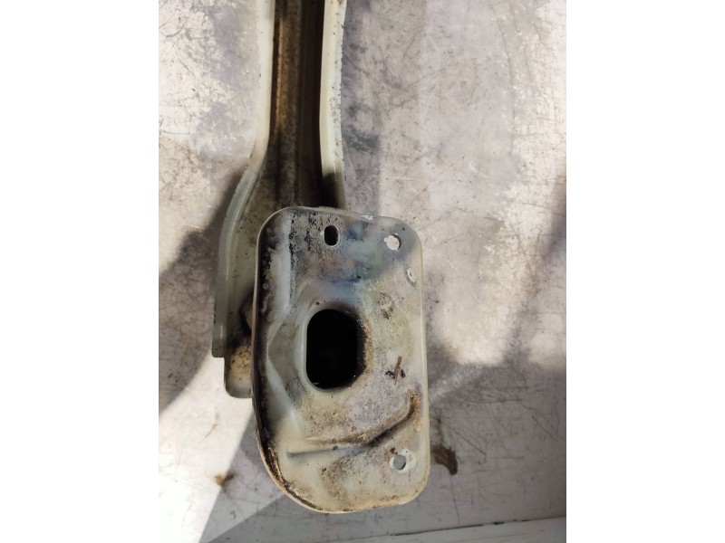 Recambio de refuerzo paragolpes trasero para lancia musa (184) platino referencia OEM IAM   