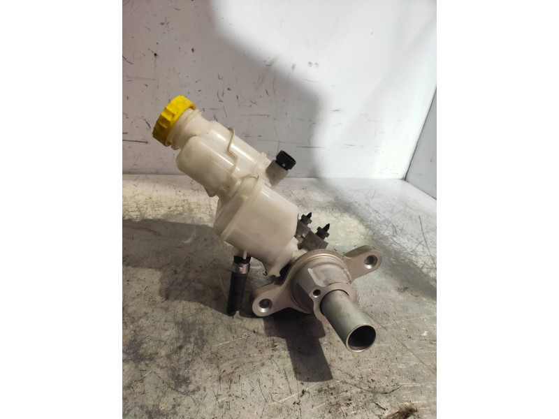 Recambio de bomba freno para lancia musa (184) platino referencia OEM IAM 0204Y24147  BOSCH