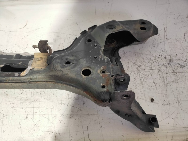 Recambio de puente delantero para lancia musa (184) platino referencia OEM IAM   