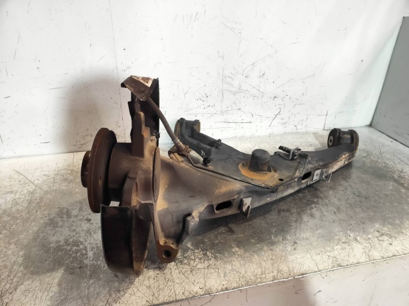 Recambio de mangueta trasera izquierda para volkswagen t6 transporter furgón largo ta referencia OEM IAM 7E0501413A  7E0501071