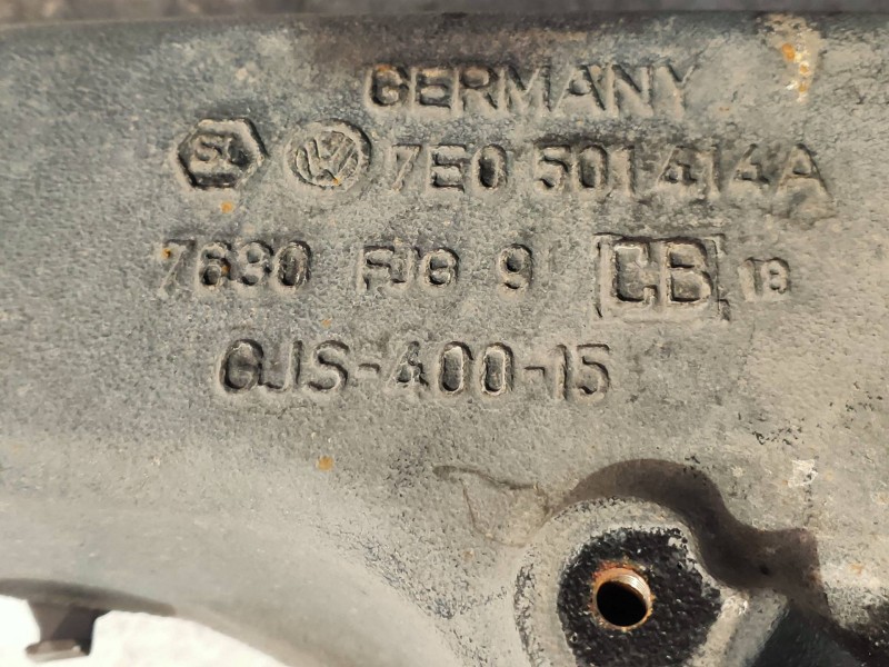 Recambio de mangueta trasera derecha para volkswagen t6 transporter furgón largo ta referencia OEM IAM 7E0501414A  7E0501072