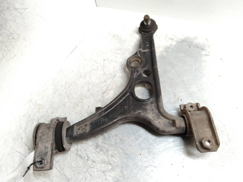 Recambio de brazo suspension inferior delantero izquierdo para lancia dedra berl. 1.9 turbodiesel referencia OEM IAM   
