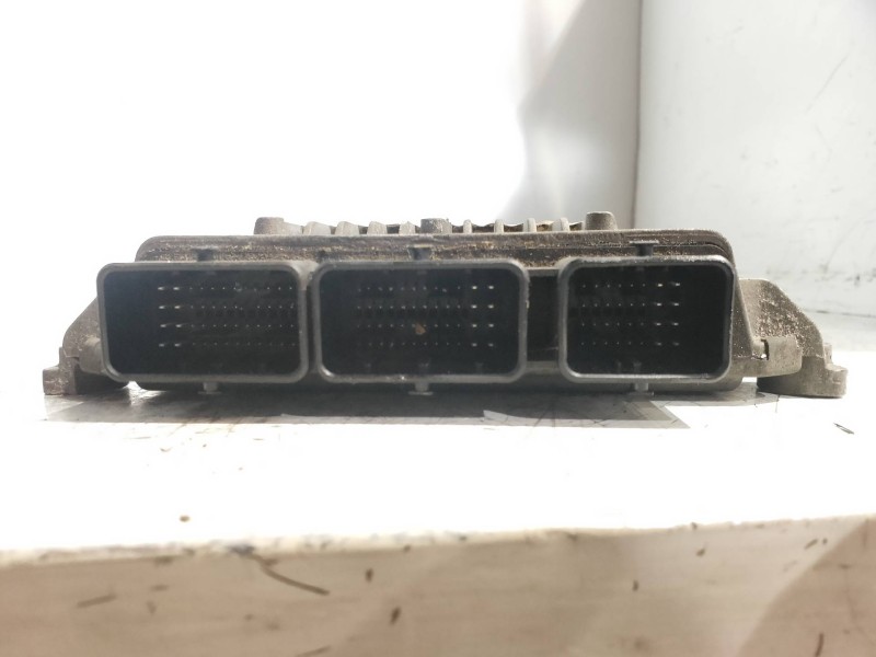 Recambio de centralita motor uce para peugeot 307 break / sw (s1) sw pack referencia OEM IAM 5WS40029OT 9656171080 9655041480 SI Recambio de centralita motor uce para peugeot 307 break / sw (s1) sw pack referencia OEM IAM 5WS40029OT 9656171080 9655041480 SI