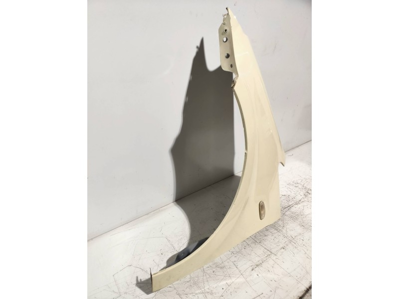 Recambio de aleta delantera izquierda para lancia musa (184) platino referencia OEM IAM   