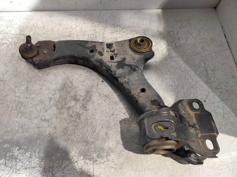 Recambio de brazo suspension inferior delantero izquierdo para ford mondeo ber. (ca2) titanium referencia OEM IAM   