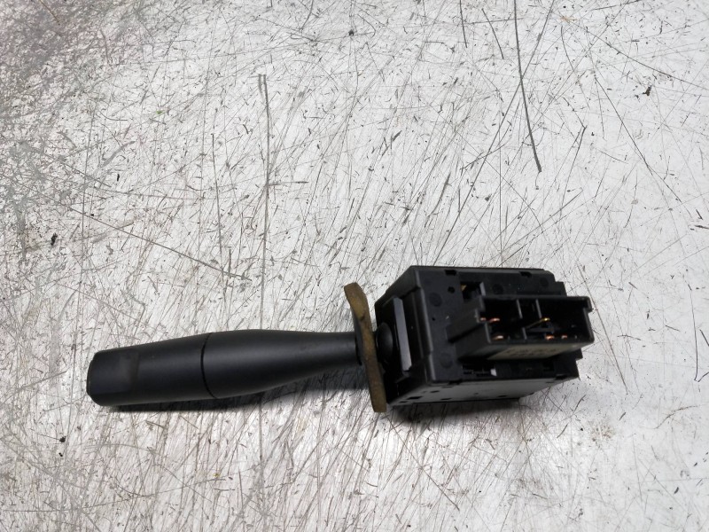 Recambio de mando limpia para citroen saxo 1.4 sx referencia OEM IAM 96049597ZL 61580003 