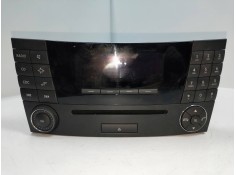 Recambio de sistema audio / radio cd para mercedes clase e (w211) berlina referencia OEM IAM A211820988  