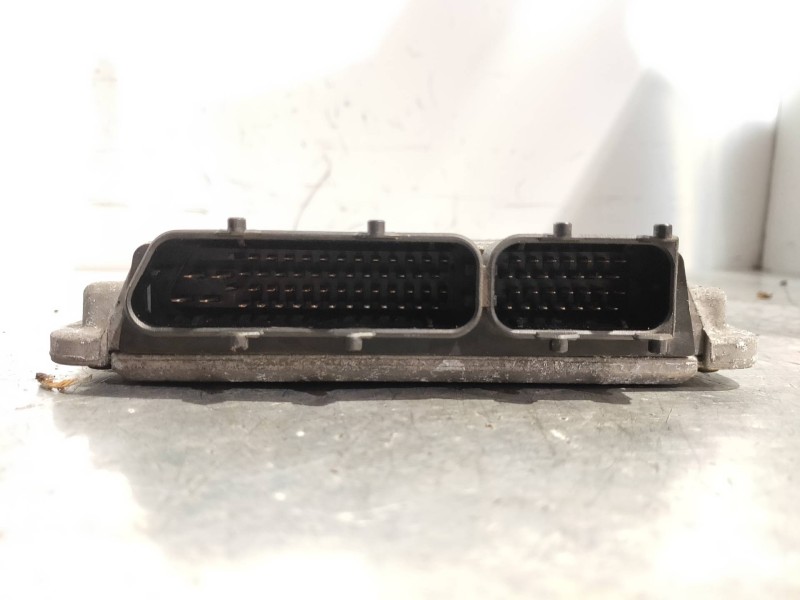 Recambio de centralita motor uce para audi a3 (8l) 1.8 t ambiente referencia OEM IAM 0261204254 06A906018D 26SA4918 D02 BOSCH