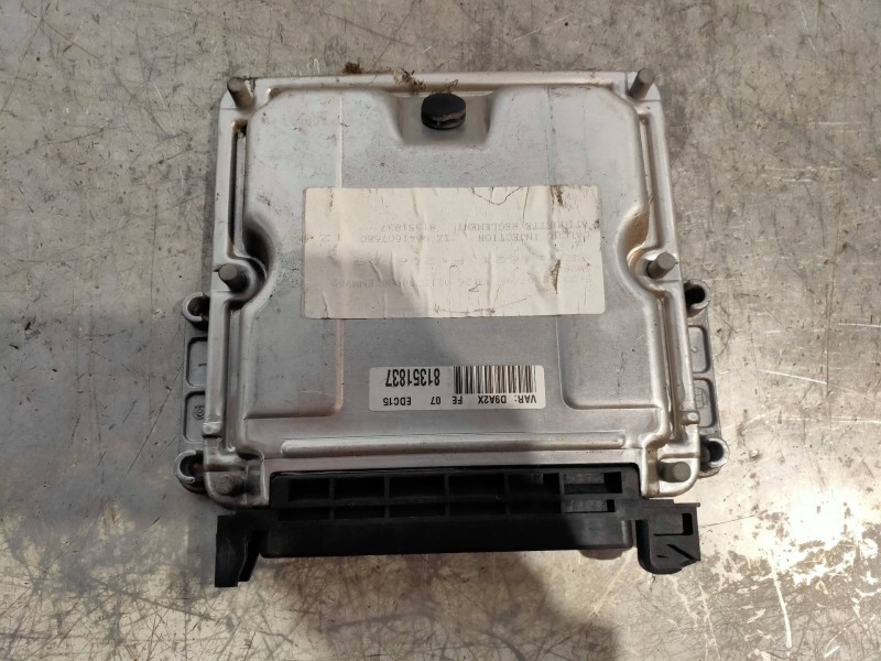 Recambio de centralita motor uce para peugeot 406 berlina (s1/s2) srdt referencia OEM IAM 0281010361 9641607680 EDC15C2 19