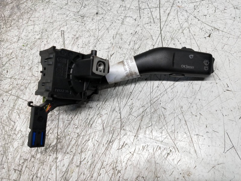 Recambio de mando limpia para volkswagen golf v berlina (1k1) trendline referencia OEM IAM 1K0953519A  