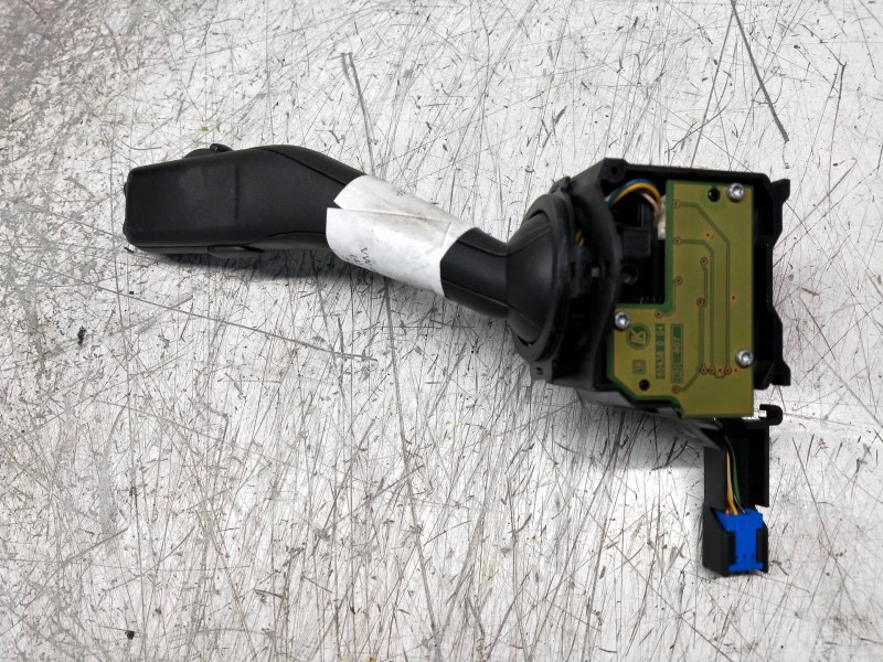 Recambio de mando limpia para volkswagen golf v berlina (1k1) trendline referencia OEM IAM 1K0953519A  