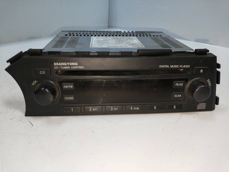 Recambio de sistema audio / radio cd para ssangyong actyon 200 xdi referencia OEM IAM 8910009101  