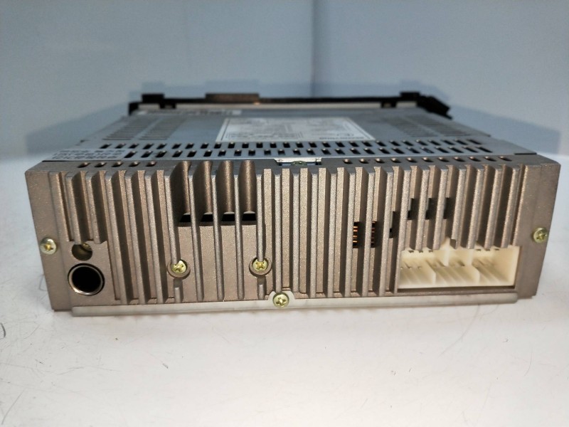 Recambio de sistema audio / radio cd para ssangyong actyon 200 xdi referencia OEM IAM 8910009101  