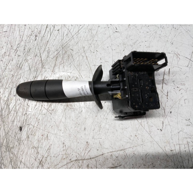 Recambio de mando limpia para opel vivaro combi 2.9t corto referencia OEM IAM 91166325D 7700312985 34472601AM