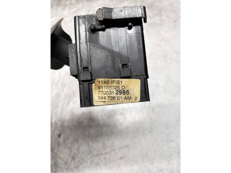 Recambio de mando limpia para opel vivaro combi 2.9t corto referencia OEM IAM 91166325D 7700312985 34472601AM