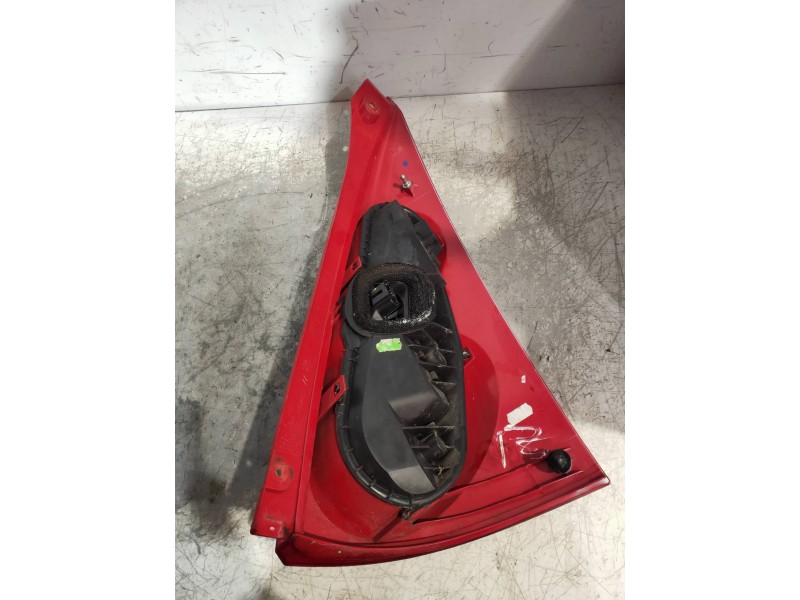 Recambio de piloto trasero izquierdo para peugeot 107 urban referencia OEM IAM 815600H040  