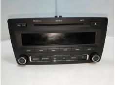 Recambio de sistema audio / radio cd para skoda octavia berlina (1z3) collection referencia OEM IAM 1Z0035161F  