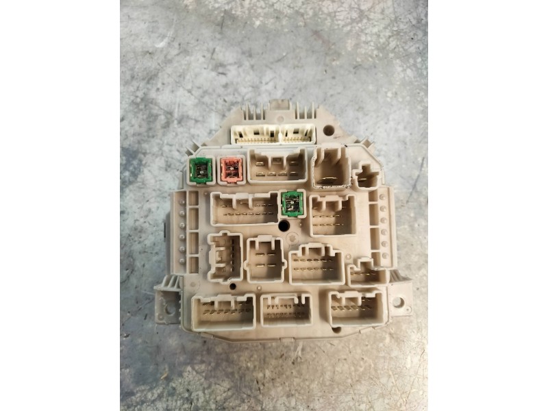 Recambio de cuadro cuentakm para peugeot 107 urban referencia OEM IAM 838000H133A 564100U 91709103 