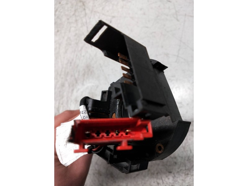 Recambio de mando limpia para volkswagen polo berlina (6n2) conceptline referencia OEM IAM 6NO953503AD BK701408008 