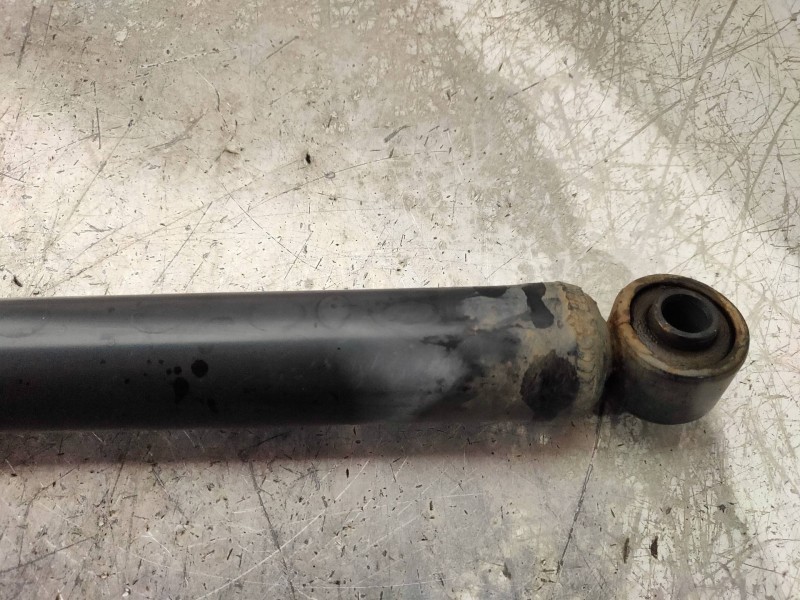 Recambio de amortiguador trasero izquierdo para suzuki jimny sn (fj) hard top referencia OEM IAM 4170081A01  