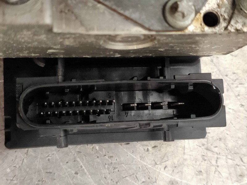 Recambio de abs para peugeot 107 urban referencia OEM IAM 0265231579 445180H010 0265800441 BOSCH