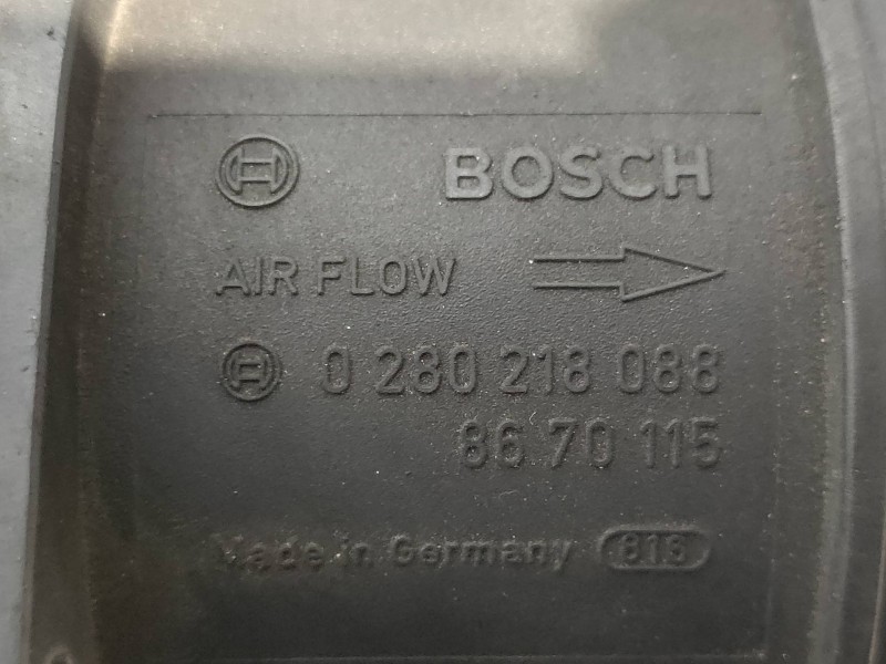 Recambio de caudalimetro para volvo xc70 2.4 diesel cat referencia OEM IAM 0280218088 8670115 BOSCH