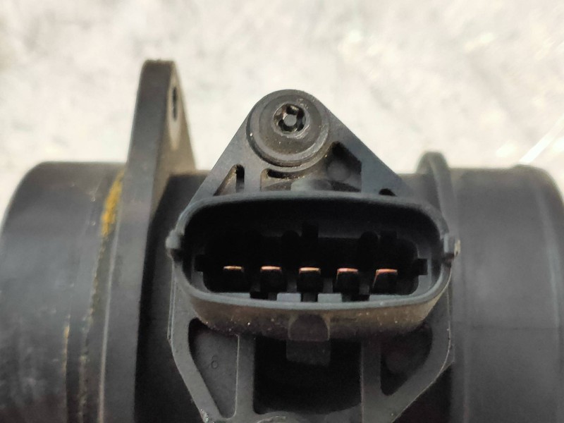 Recambio de caudalimetro para volvo xc70 2.4 diesel cat referencia OEM IAM 0280218088 8670115 BOSCH