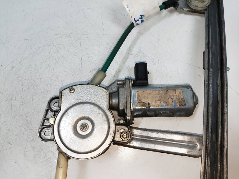 Recambio de elevalunas delantero derecho para alfa romeo 145 referencia OEM IAM 606096520  