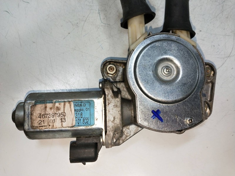 Recambio de elevalunas trasero izquierdo para alfa romeo 147 (190) 1.9 jtd cat referencia OEM IAM 467397950  5P