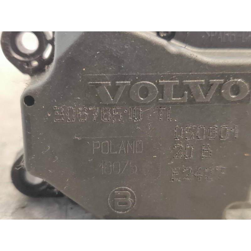 Recambio de motor apertura trampillas climatizador para volvo xc70 2.4 diesel cat referencia OEM IAM 30676511  