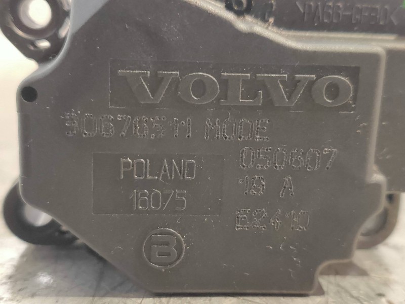 Recambio de motor apertura trampillas climatizador para volvo xc70 2.4 diesel cat referencia OEM IAM 30676511  