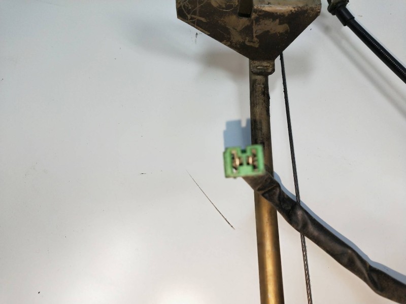 Recambio de elevalunas delantero derecho para alfa romeo 164 referencia OEM IAM   4P Recambio de elevalunas delantero derecho para alfa romeo 164 referencia OEM IAM   4P