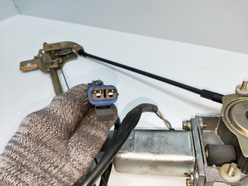 Recambio de elevalunas trasero izquierdo para alfa romeo 164 referencia OEM IAM   4P