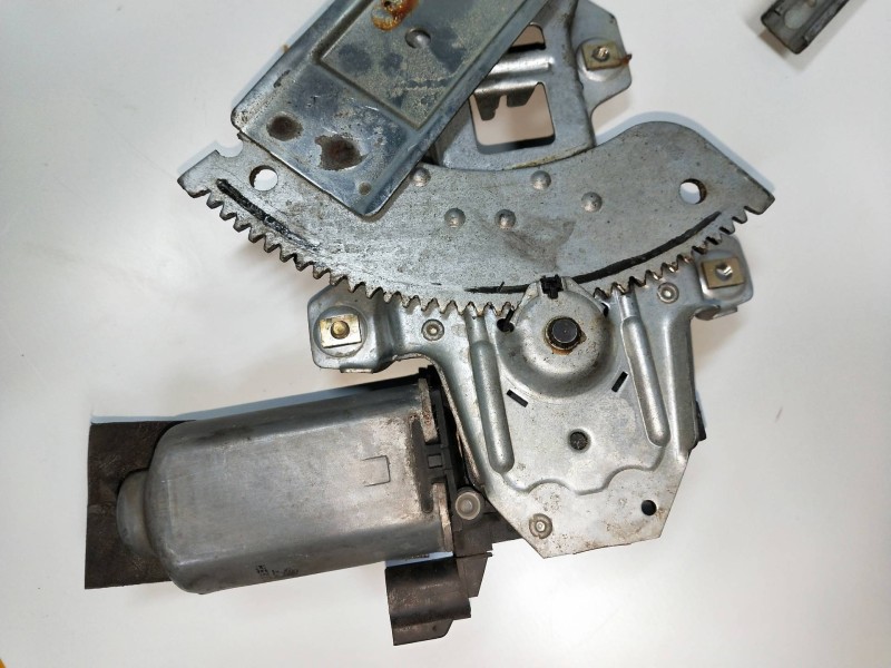 Recambio de elevalunas delantero derecho para alfa romeo 166 2.4 jtd referencia OEM IAM 400459A  4P