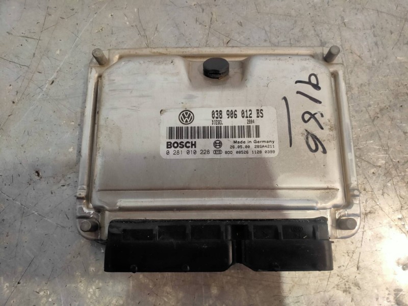 Recambio de centralita motor uce para seat leon (1m1) signo referencia OEM IAM 0281010228 038906012BS 28SA4211 BOSCH