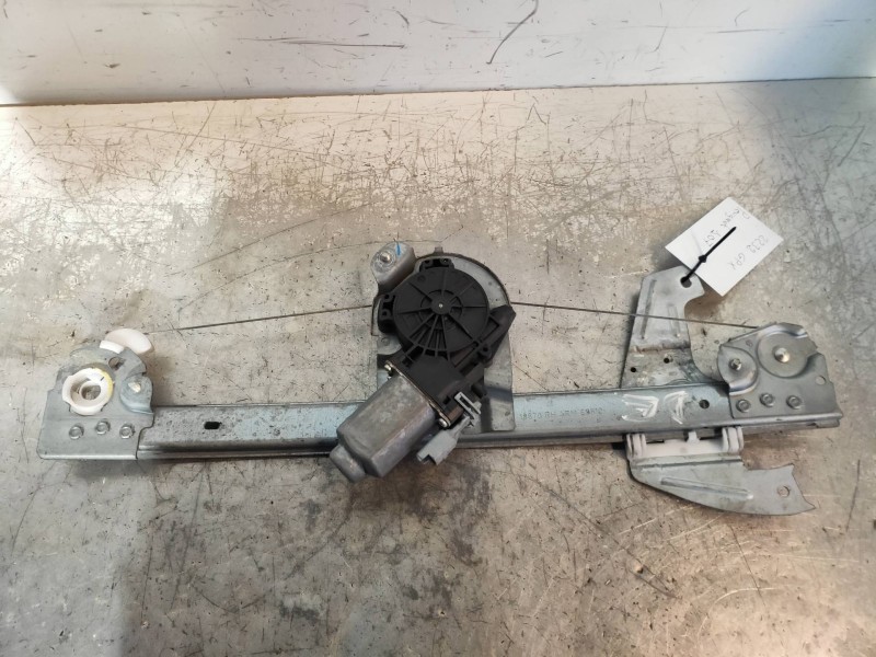 Recambio de elevalunas delantero derecho para peugeot 107 urban referencia OEM IAM 400842C 010909 181036 3P