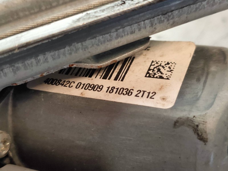 Recambio de elevalunas delantero derecho para peugeot 107 urban referencia OEM IAM 400842C 010909 181036 3P