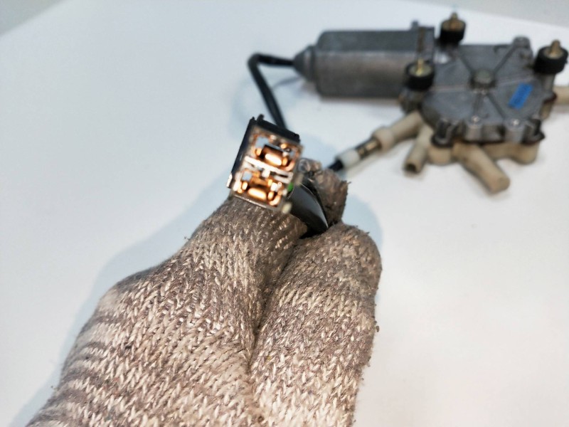 Recambio de elevalunas delantero derecho para audi 80/90 (893) referencia OEM IAM 893959802B893837398A  