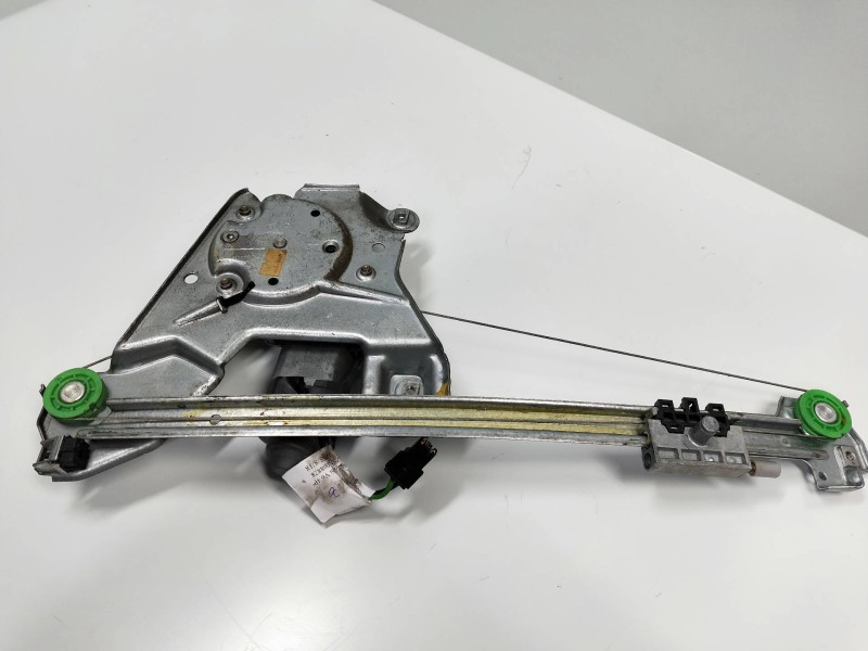 Recambio de elevalunas trasero izquierdo para audi 100 berlina (c4) 2.6 v6 cat (abc) referencia OEM IAM   4P