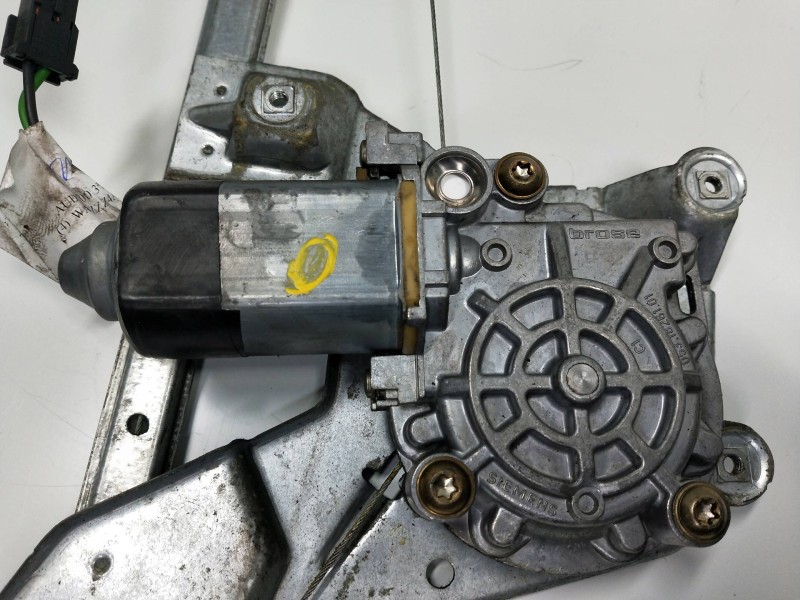 Recambio de elevalunas trasero izquierdo para audi 100 berlina (c4) 2.6 v6 cat (abc) referencia OEM IAM   4P